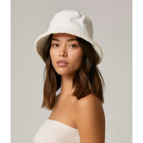 Womens Unbranded Bucket Hat One Size Ivory Fuzzy Rabbit Hair Blend Urban Y2k - Picture 1 of 10